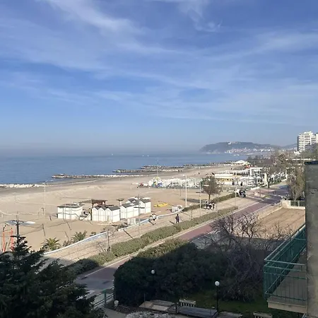 Family Seaside - Il Lupo Affitta *